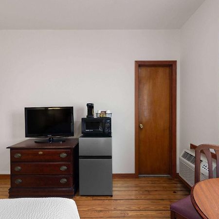 Days Inn By Wyndham Kill Devil Hills Oceanfront - Wilbur Экстерьер фото