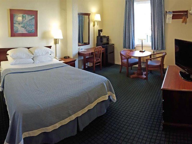 Days Inn By Wyndham Kill Devil Hills Oceanfront - Wilbur Экстерьер фото