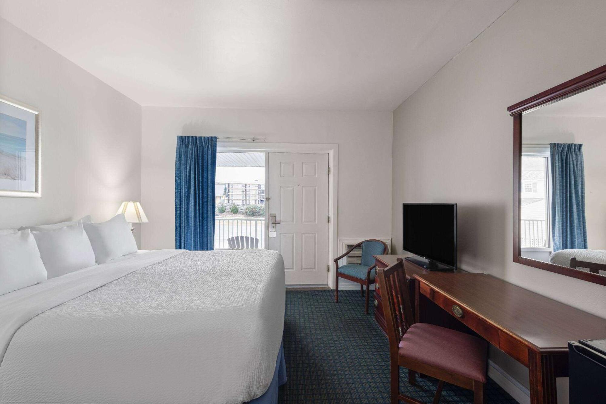 Days Inn By Wyndham Kill Devil Hills Oceanfront - Wilbur Экстерьер фото